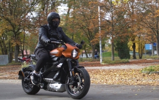 Dario Marchetti testet die Harley Davidson LiveWire