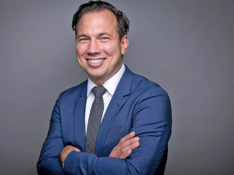 Portrait von Daniel Knoll für ein Interview über die Stimmung in der Hotelbranche